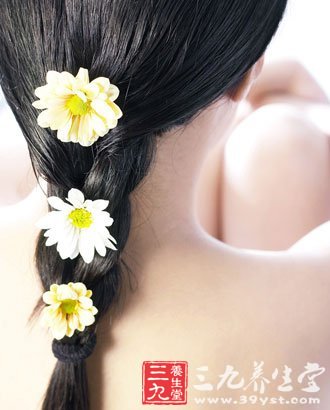 <em>吃什么对头发好</em> 常食8药膳改善枯燥分叉<em>发质</em>_