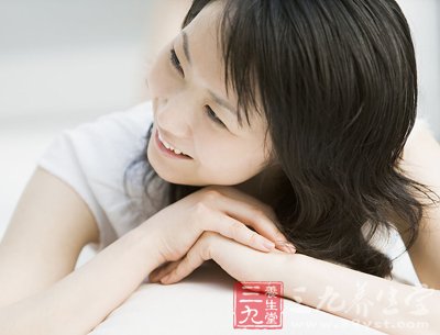 简单穴位按摩 经期上班不犯困