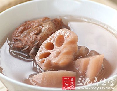 夏季養(yǎng)生食譜 蓮藕腔骨湯