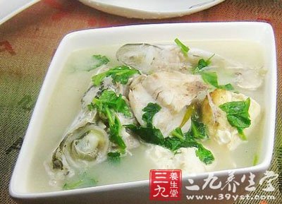 鱼头豆腐汤的做法