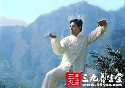 学好太极拳越练越精神