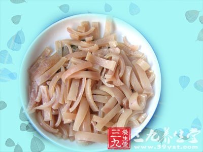 猪皮是一种蛋白质含量很高的肉制品原料