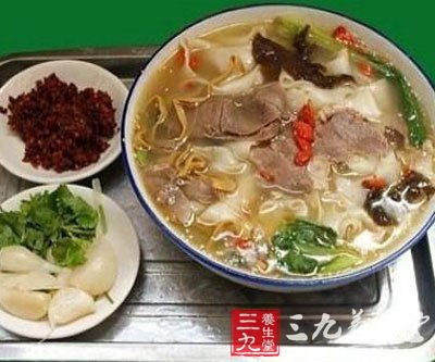 蚌肉苦瓜湯