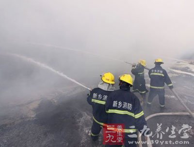 大连科诺尔化工厂爆炸 工厂火灾如何逃生