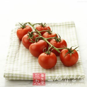 西红柿清热解毒