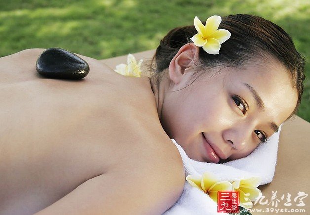 揭秘 女性闭经可以刮痧治疗