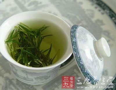 绿茶的功效与作用_绿茶的冲泡方法及食用方法