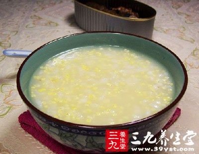 夏季喝薏米粥