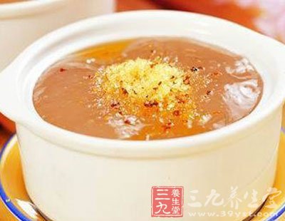 藕粉是一种传统滋养食品