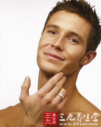 抗衰老最好的方法 4技巧助男人保持年轻帅气_