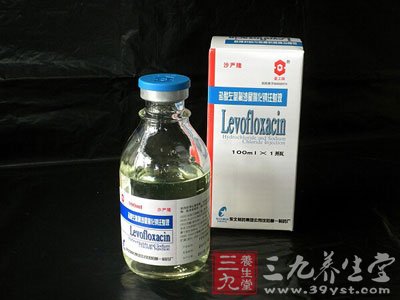 爱兴(盐酸左氧氟沙星氯化钠注射液)