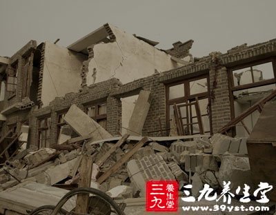 唐山大地震24万同胞罹难 理性应对灾害怎么做