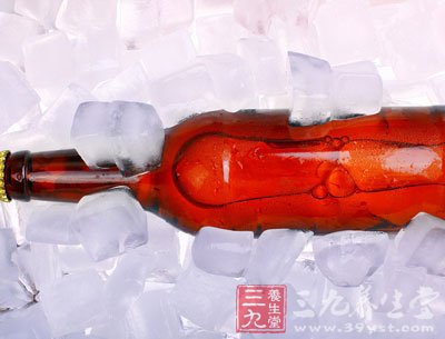夏季饮用啤酒谨记八不宜