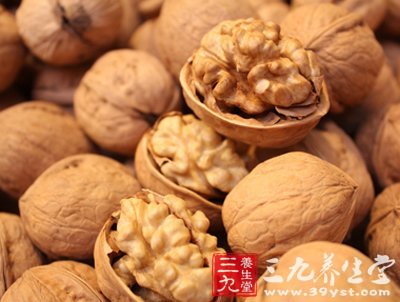 <em>白头发怎么办</em> 中医8方速去白发-三九养生堂