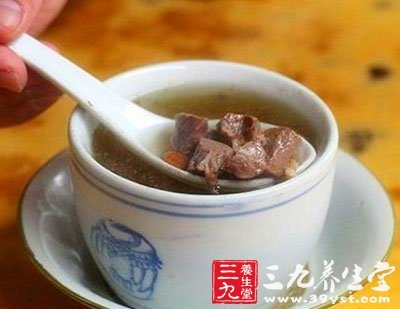 豬心蓮參圓肉湯助眠