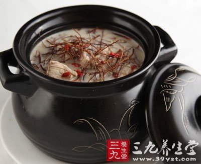 鸡骨草炖猪横脷