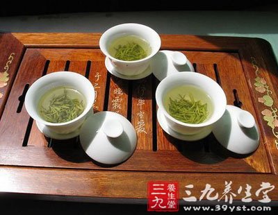 高血壓患者不宜飲濃茶