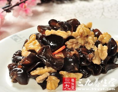 吃炒核桃仁可以补肾