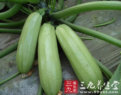 多吃含糖低的蔬菜