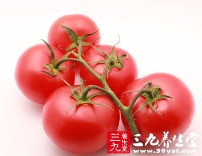 西紅柿營(yíng)養(yǎng)豐富含有較多的蘋(píng)果酸