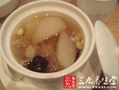 北杏炖雪梨常食有效