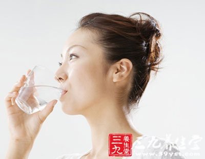 白开水的功效与作用都有哪些