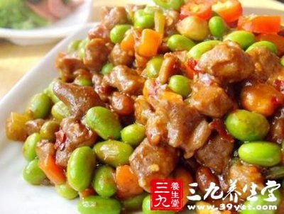 吃豬肉時搭配豆類