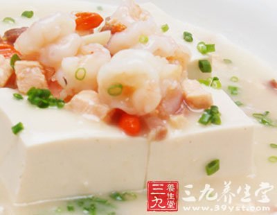 食用日本豆腐蒸虾仁可排毒