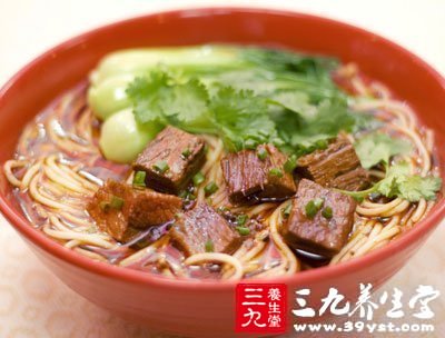 糖尿病合并低血糖吃牛肉面