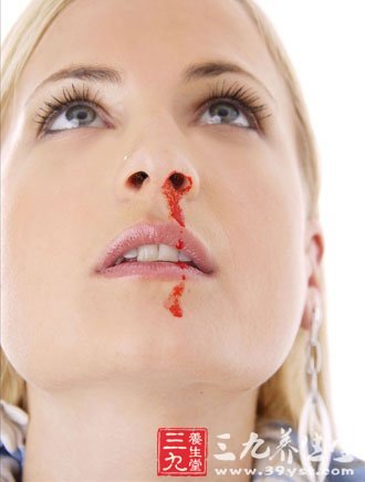 秋季鼻子出血怎么回事鼻子干燥出血怎么办