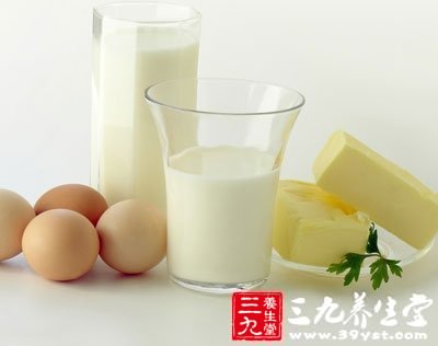 牛奶和鸡蛋不能在一起吃