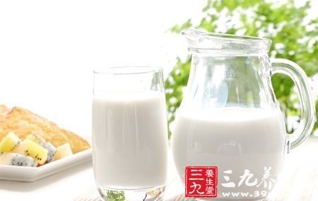 牛奶冷藏忌超6天 冰箱里食物能存放多久