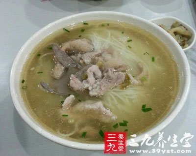 胃病食療黃汁雞塊湯