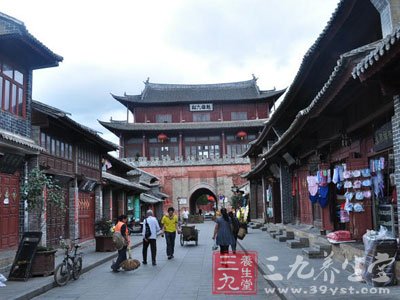 云南自驾游线路