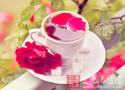玫瑰花茶的功效与作用 冬季美容养颜好帮手