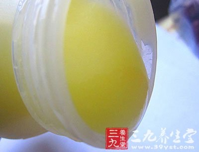 蜂王漿是天然物質(zhì)，可直接食用并被人體吸收