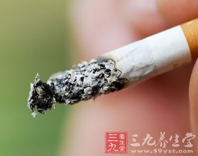 過度吸煙會導(dǎo)致癌癥