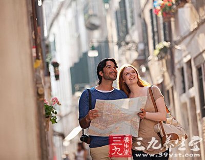 王石田朴珺现身维也纳 外出游玩的好处(2)