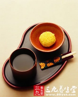 茶与鸡蛋不宜同食