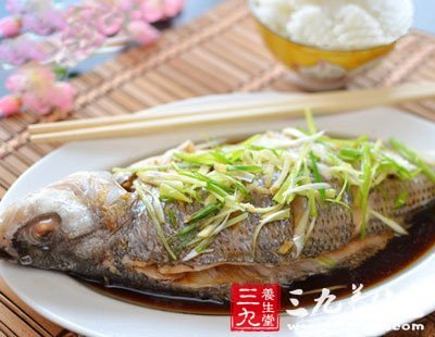 冬季感冒吃清蒸的鸡和鱼