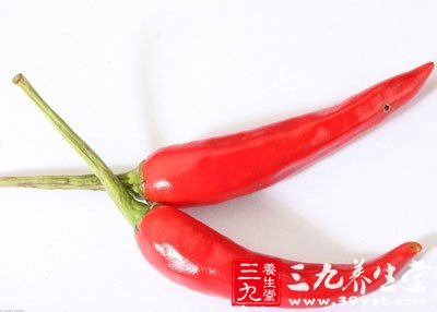 不吃辛辣燥热的食品，如辣椒