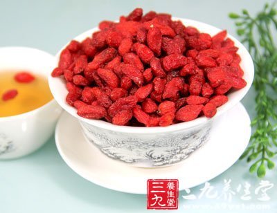 冲入滚开的沸水