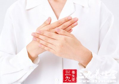 预防冻疮湿很重要