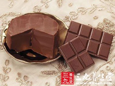 拥有快乐——巧克力有镇静的作用，它的味道和口感还能刺激人大脑中的快乐中枢