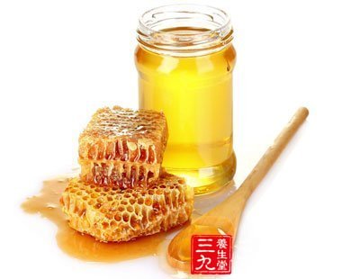 蜂蜜水是个不错的保养滋补品