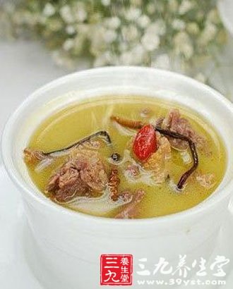 炙百部红枣白鸽汤