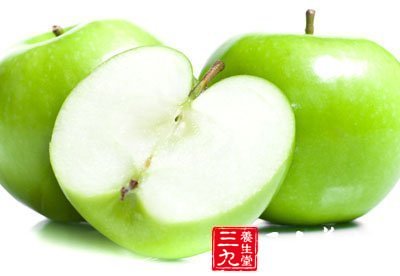 苹果中的氢氰酸主要存在于果核