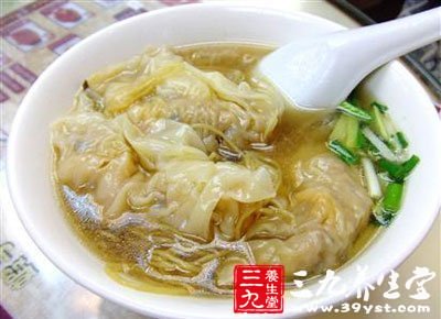 水饺面白菜虾高汤