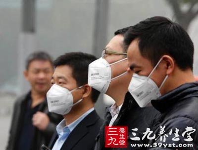 104座城市空气重度污染 雾霾天气如何预防疾病