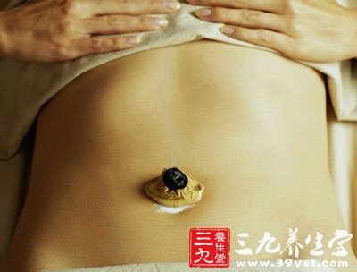 艾灸温通经络，驱散寒邪